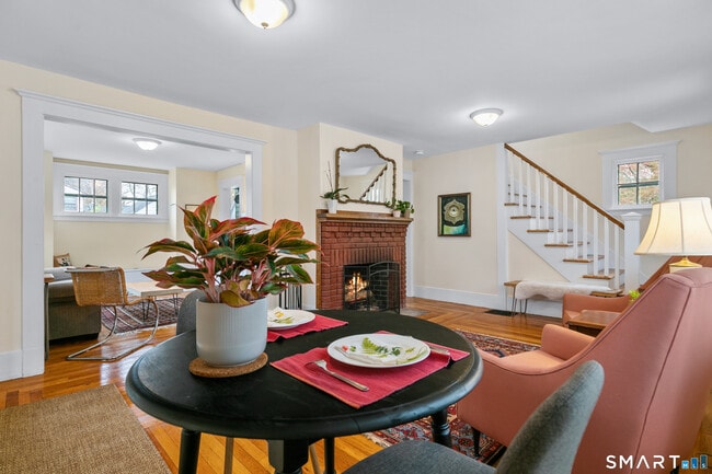 53 Turner Ave