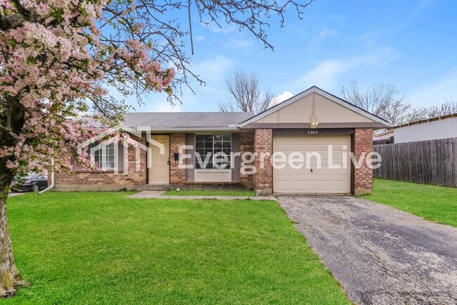 Building Photo - 5989 Chatsworth Dr