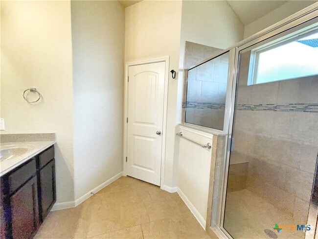 Building Photo - 2743 Wheatfield Wy Rental