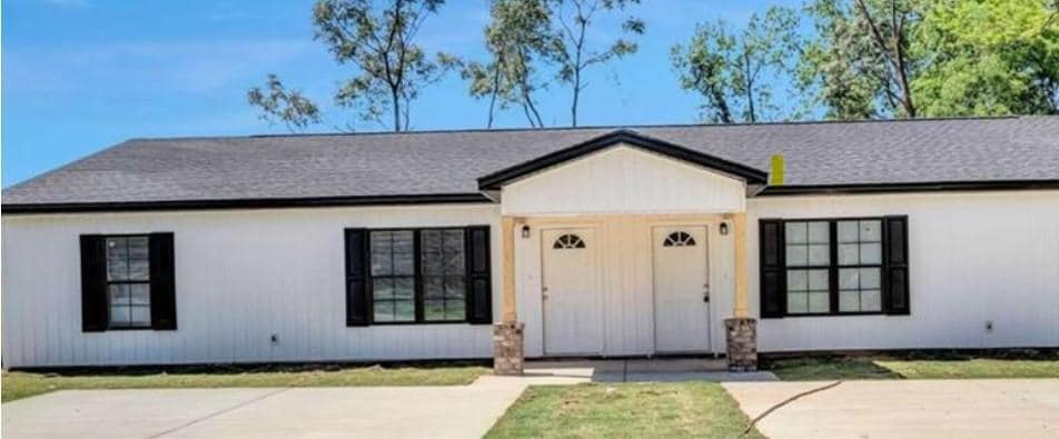 Photo - 707 Murray Rd