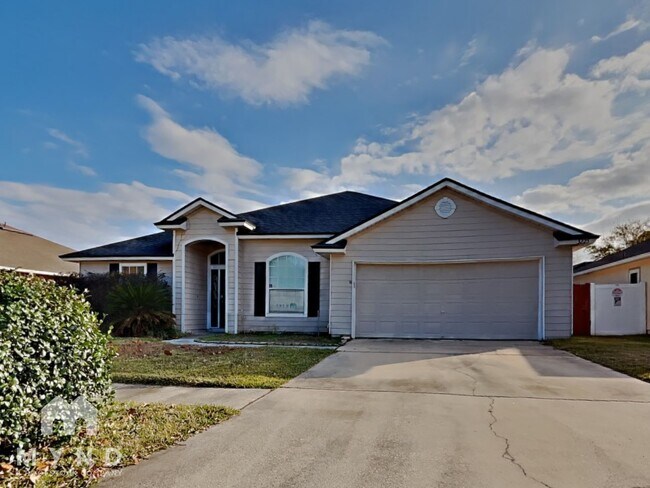 Building Photo - 3225 Button Wood Dr