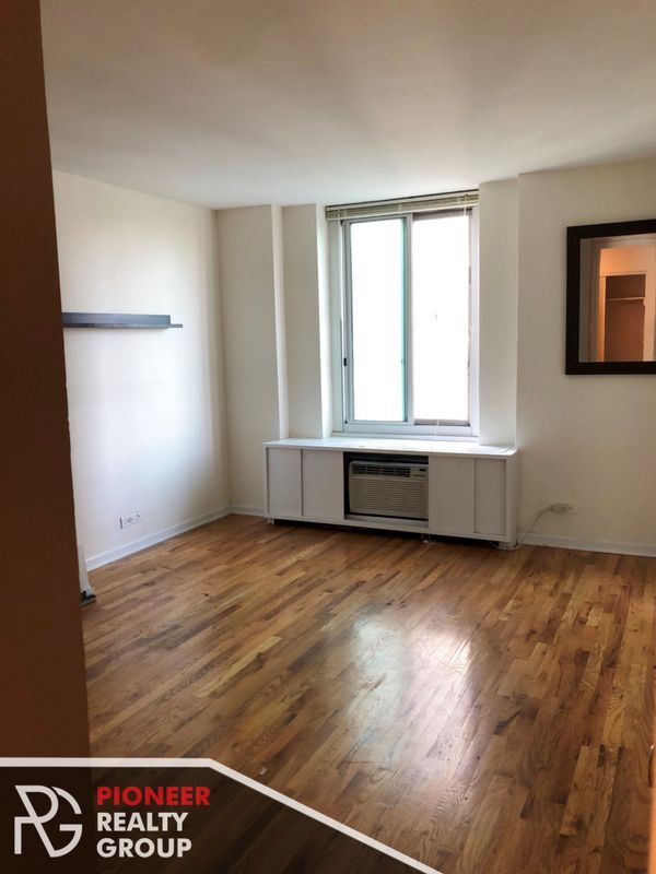 Photo - 4600 N Clarendon Ave Unit 805