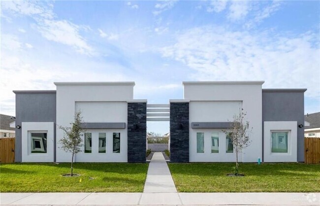 Building Photo - 3501 Frio Ave Unit 1 Rental