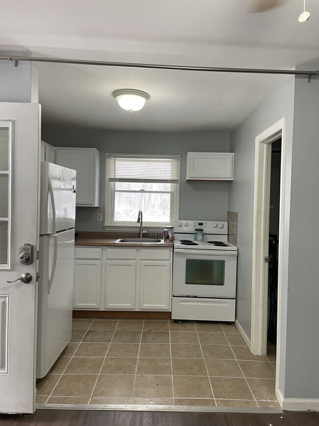 22 Frederick Ave Apartments Howell, NJ