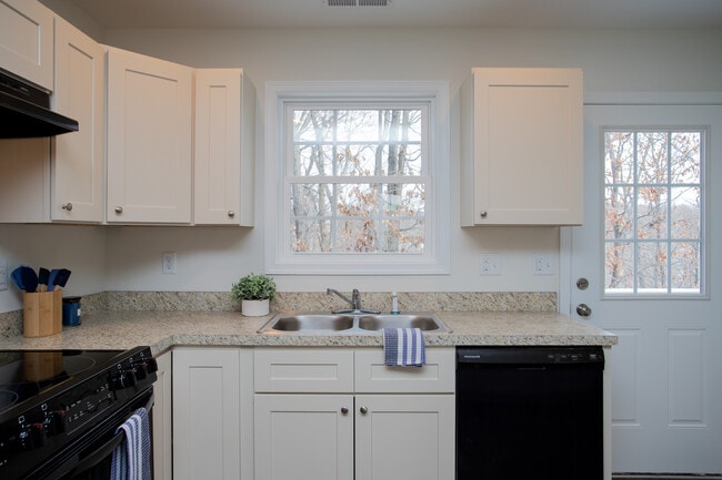 Photo - Towns on Imperial