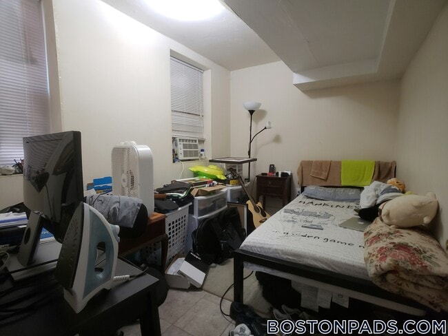 Photo - 192 Kelton St Unidad G