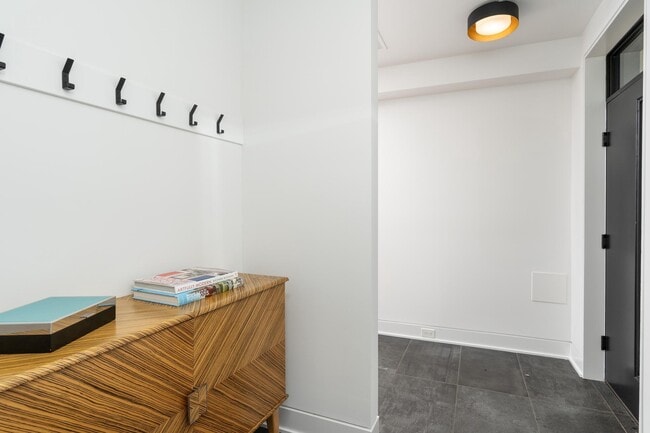 Photo - 103 17th St SE