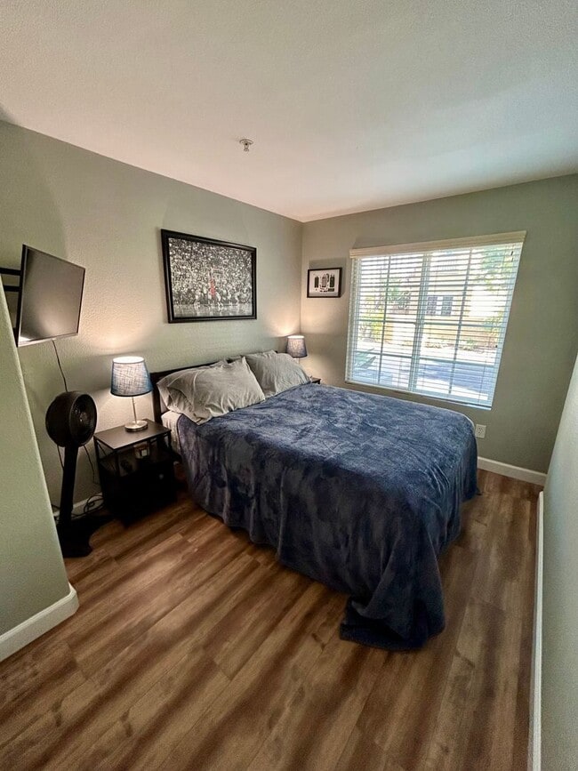 Photo - Stunning Townhome in the Heart of Otay Lakes, Chula Vista