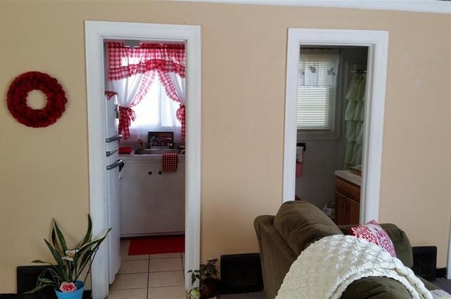 Photo - 49 Woodward Ave Unit 1