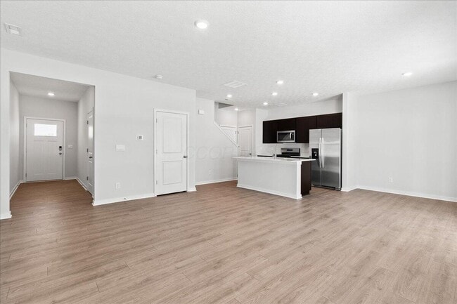 Photo - 1489 Jarry Ave