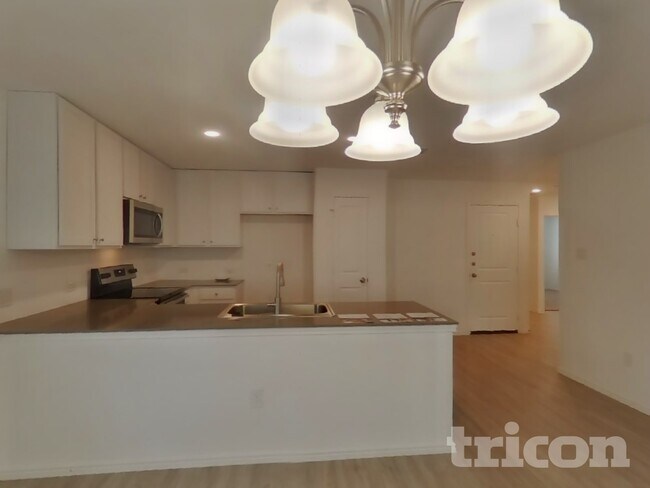 Photo - 5715 Vista Point