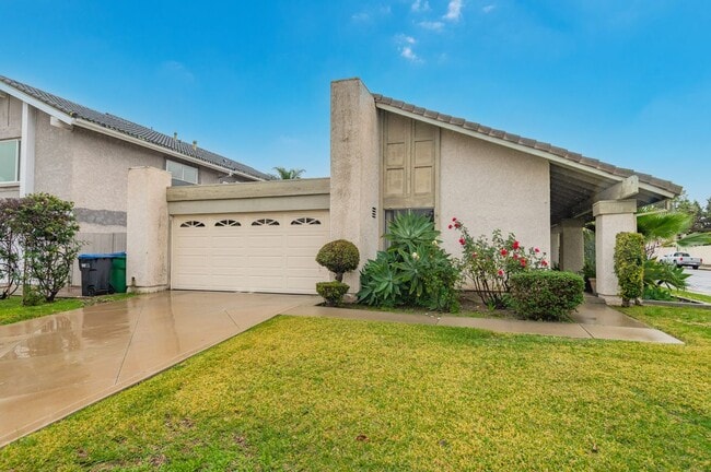 Photo - 3701 Provincetown