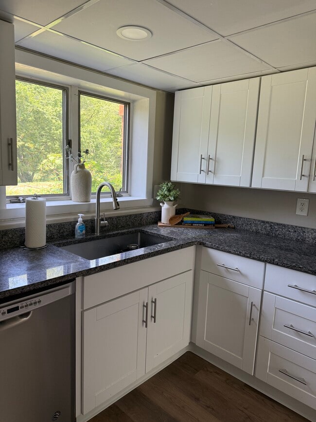 Photo - 200 Maple Rd Unit 200A