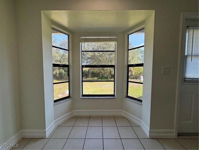 Photo - 645 Homestead Rd S