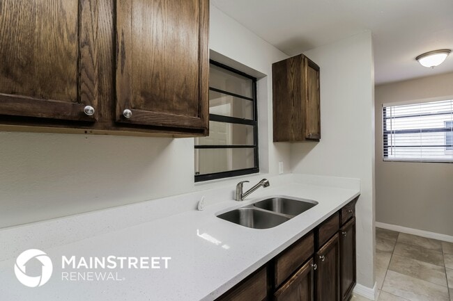 Photo - 1236 Merritt St