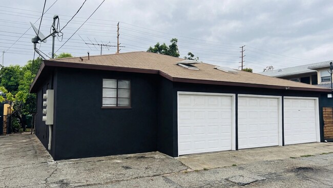 Photo - 4247 S Centinela Ave Unit 4247
