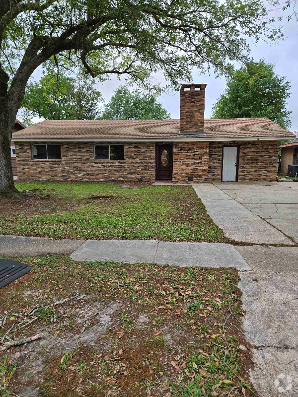 Building Photo - 2226 13th St Rental