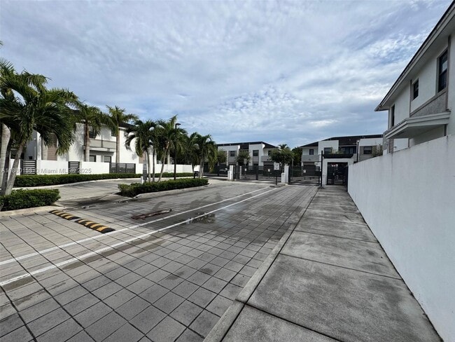 Photo - 11706 SW 106th Terrace