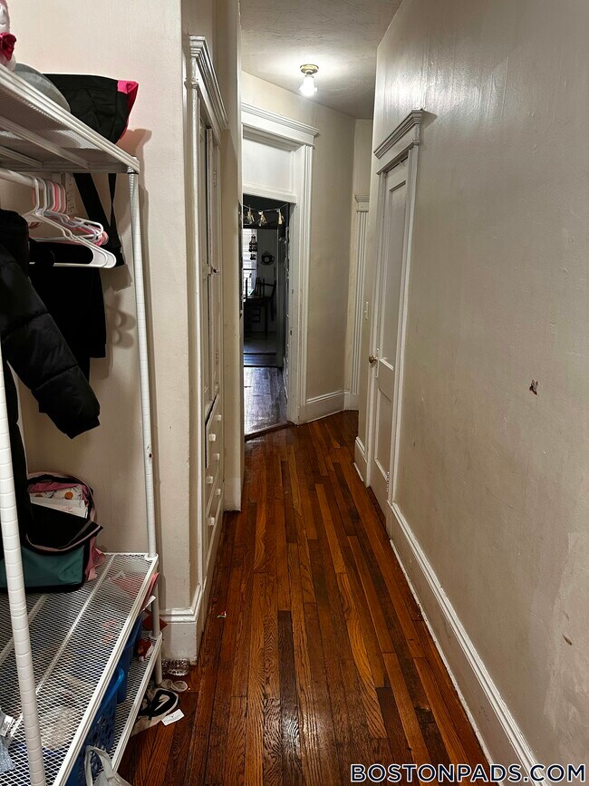 Photo - 7 Price Rd Unidad 2