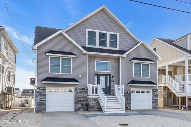 Photo - 44 Harold Ln