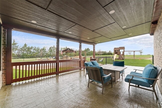 Photo - 16661 Valley View