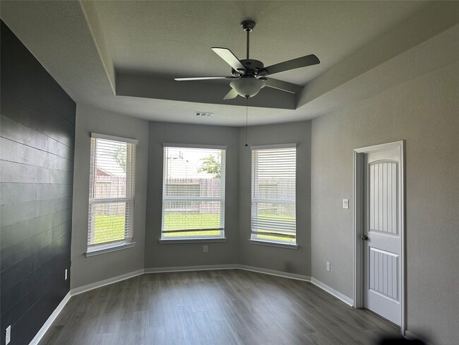 Photo - 7331 Saddle Tree Dr