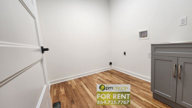 Photo - Newly renovated, Modernized 3/2 Home Available now!