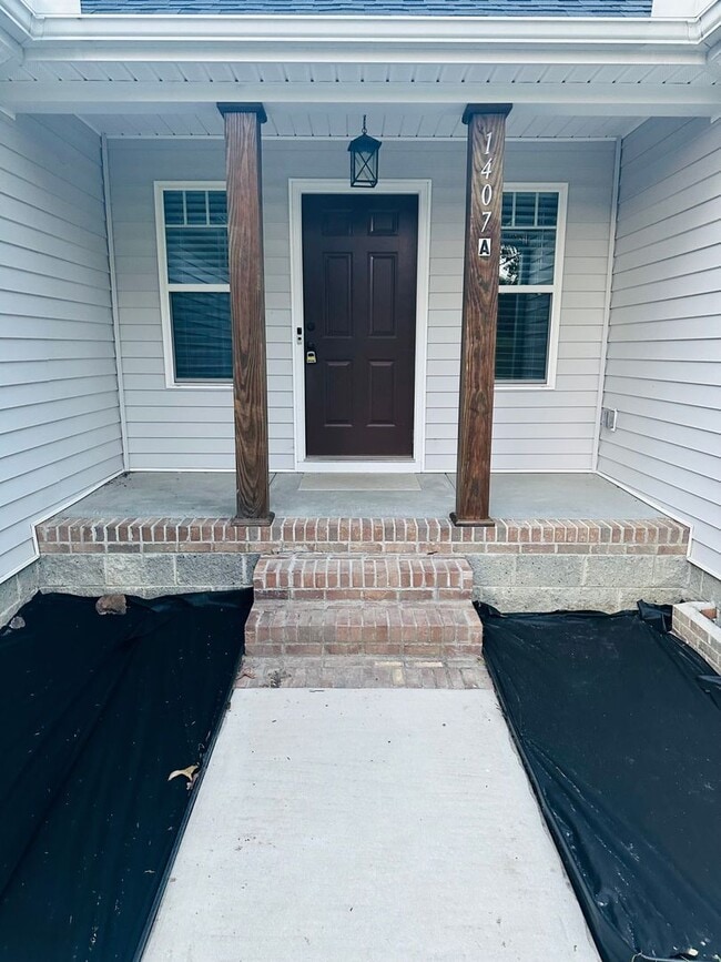 Photo - Spacious 4BR Home on 1.98 Acres with Modern Finishes in Tupelo Hills