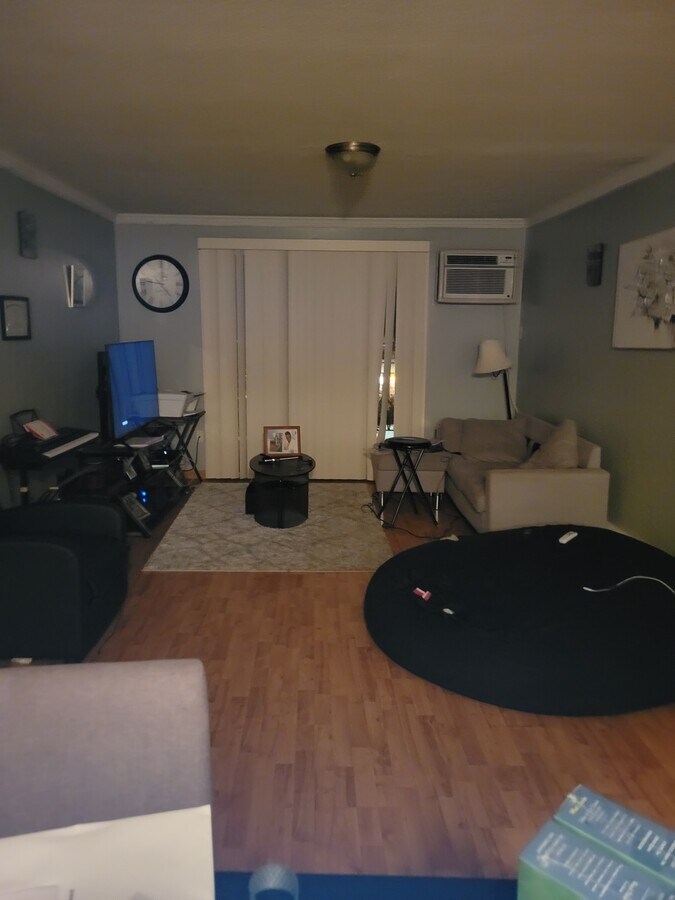 Photo - 130 Mammoth Rd Unit 17