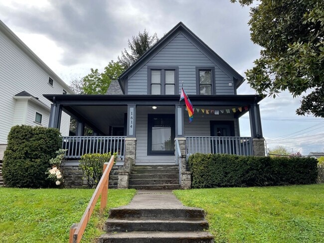 Building Photo - M1614 #1-3 Unit M1614-1