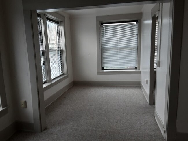 847-A - 700 Mass Apartments