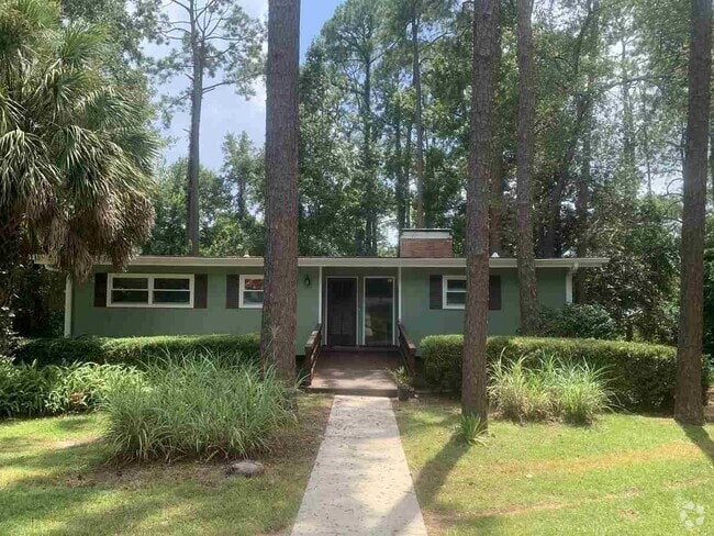 Building Photo - 2305 Domingo Dr Rental