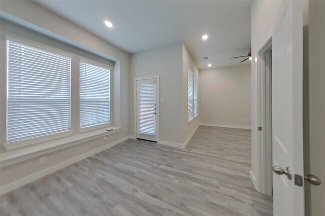 22638 Terrazzo Dr