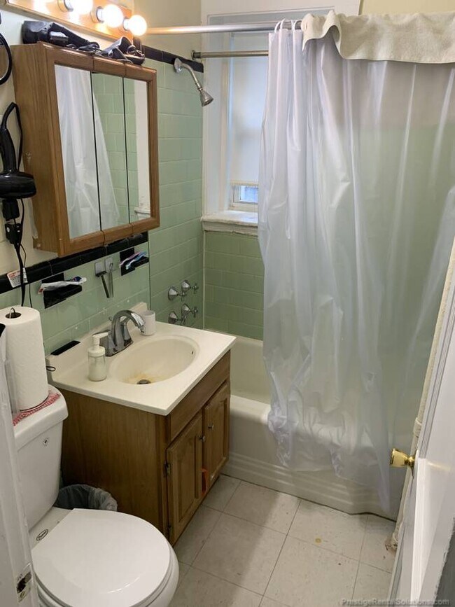 Photo - 15 Gardner St Unit #4