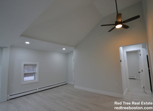 Photo - 15 Avalon St