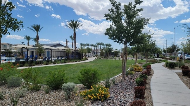 Building Photo - 2842 Matador Red Ave