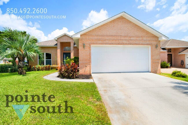 Building Photo - 1192 Longwood Dr Rental