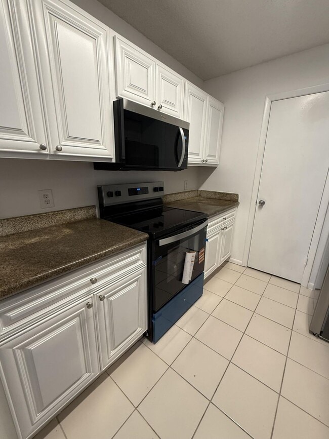 Photo - 4341 W McNab Rd Unidad 2 Bedroom Condo for Rent