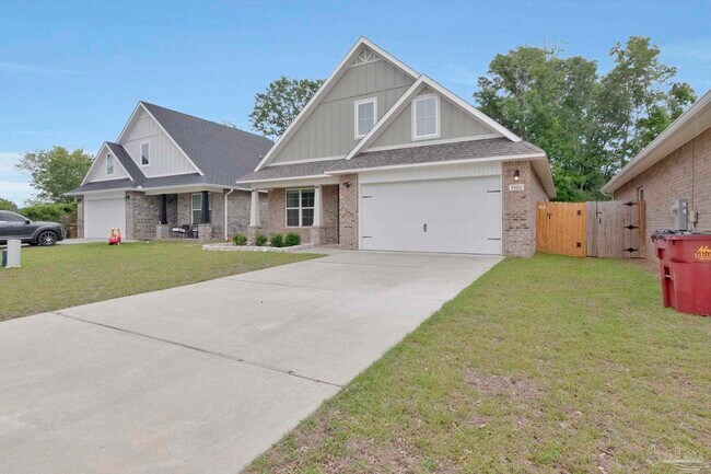 5402 Parkside Dr