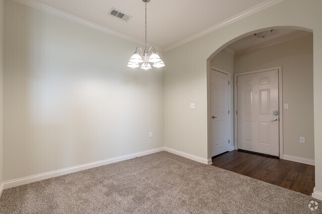 2BR, 2BA - B4
