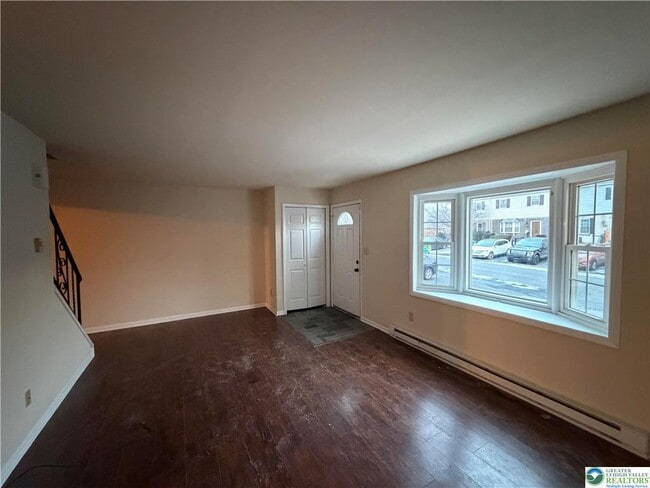 Photo - 1199 Eagle St