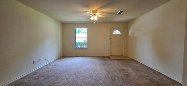 Photo - Available Now! Spacious 2 Bedroom 2 Bath Duplex in Longview!