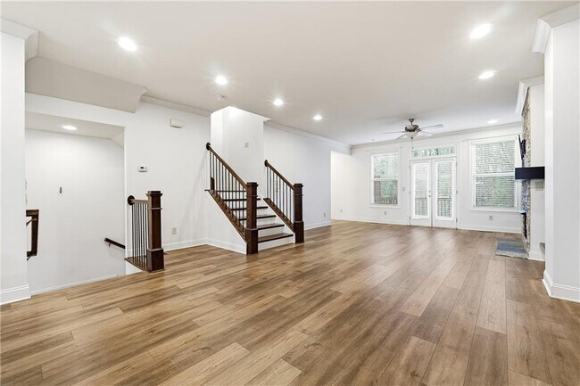 Photo - 7809 Laurel Crest Dr