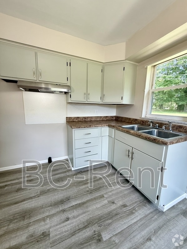 Building Photo - 124 Edgewood Cir Rental