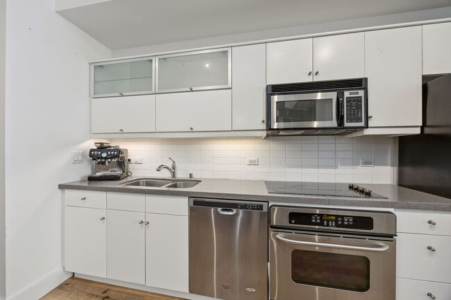 Photo - 350 W Ash St Unit 603