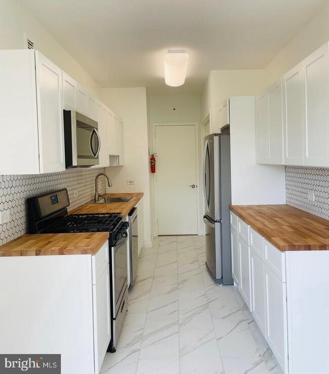Photo - 2801 New Mexico Ave NW Unit 717