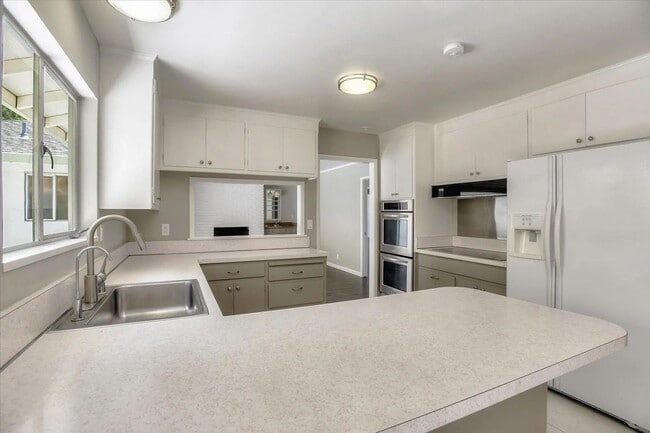 Photo - Charming San Mateo Home in a Quiet Countryside Neighborhood