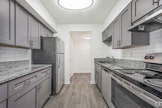 2BR, 2BA - 1,000SF - Kitchen