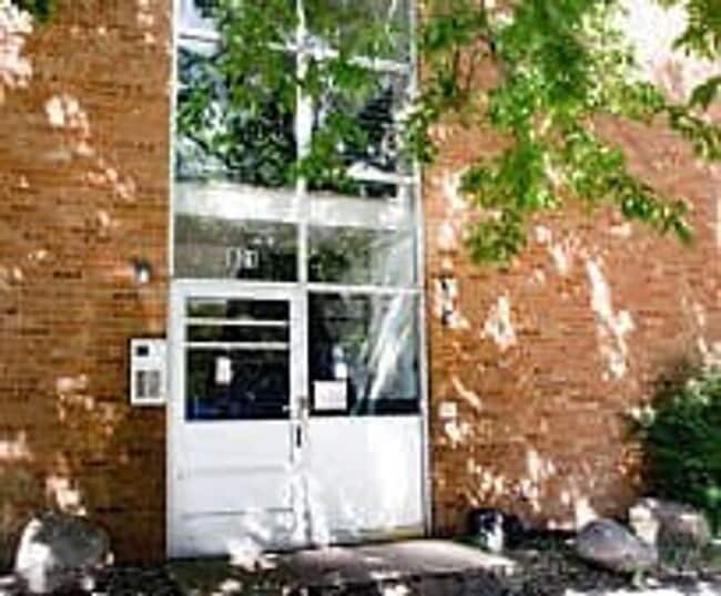 Photo - 801-UNIV