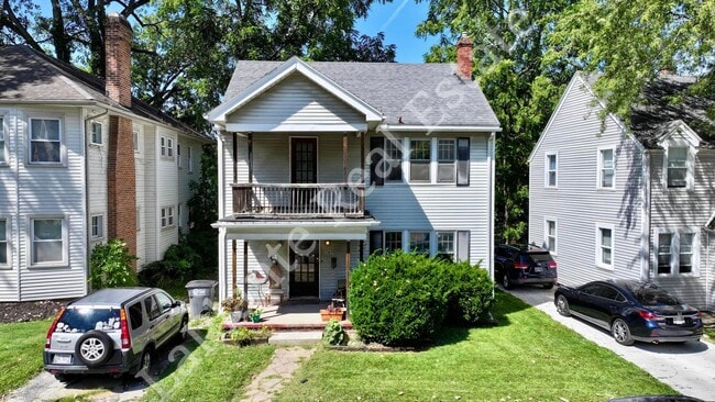 Photo - 2019 Kensington Rd Unit Upper